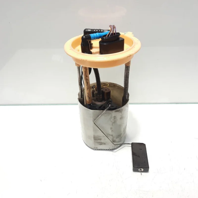 Vezi acum Pompa combustibil rezervor, cod 1K0919050J, Skoda Octavia 2 Combi (1Z5), 2.0 TDI, BMM (idi:456615)