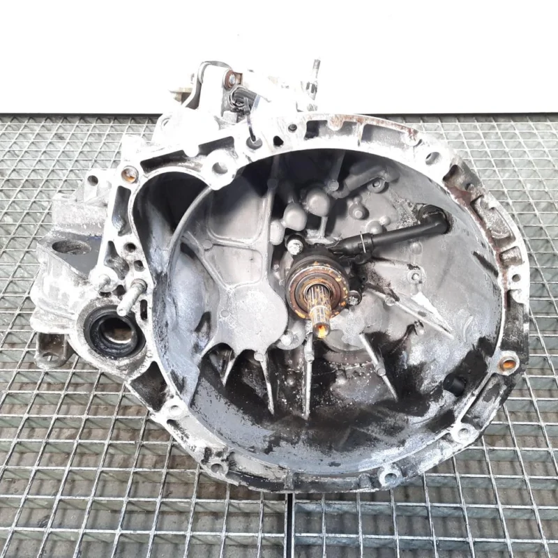 Cutie viteza manuala, cod 8200370824, Renault Scenic 2, 1.9 dci, F9Q804, 6 vit. man (id:471840) Transport gratuit
