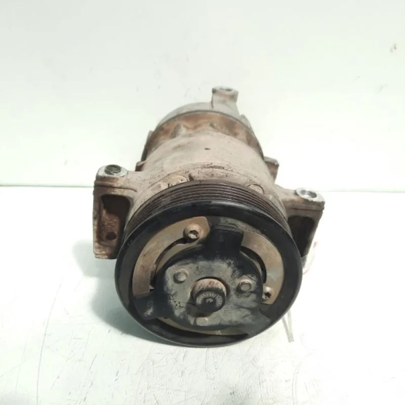 Compresor clima, cod 5N0820803, Vw Golf 5 (1K1) 1.9 TDI, BLS (idi:472152) Vezi acum