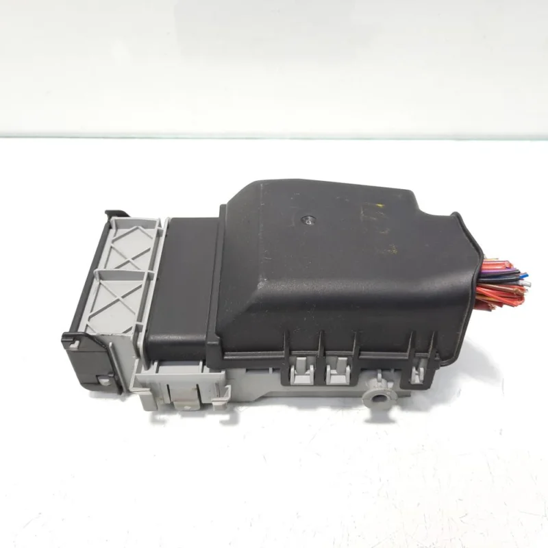 Comandă acum Tablou sigurante, cod GM13222786, Opel Insignia A, 2.0 CDTI, A20DTH (idi:468621)