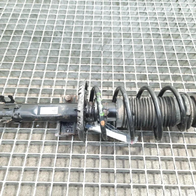 Livrare expres Amortizor stanga fata, cod 6R0413031F, Seat Ibiza 5 (6J5) 1.4 tdi (id:468692)