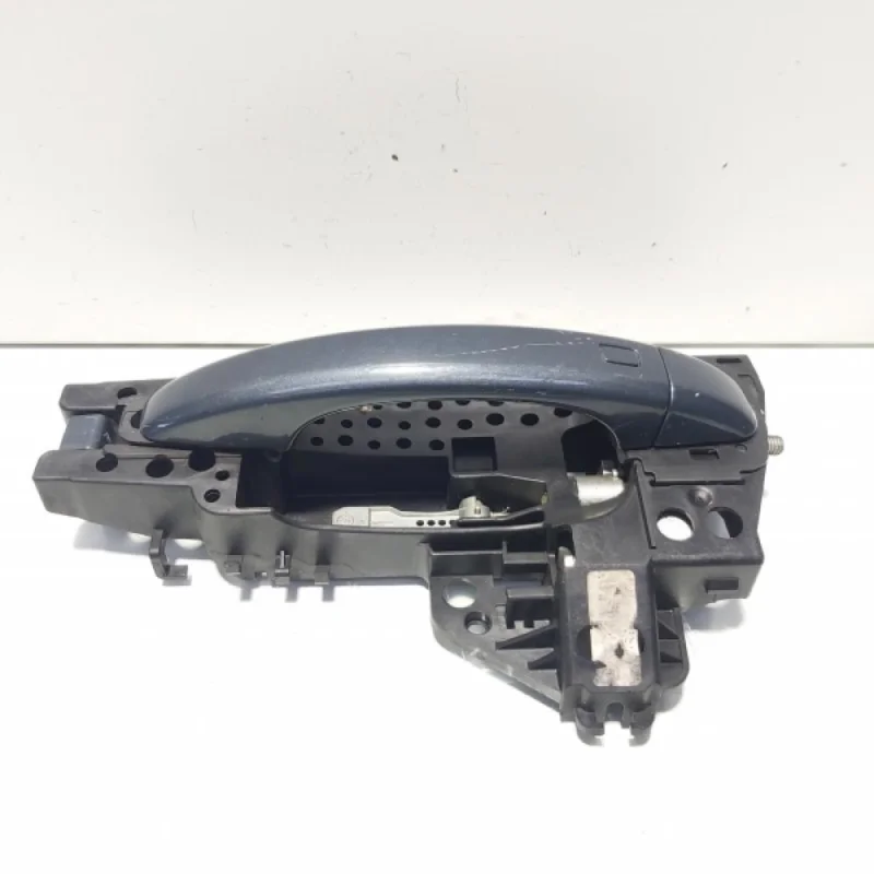 Ofertă limitată Maner stanga fata, cod 8T0837885A, Audi A4 Avant (8K5, B8) (id:423403)