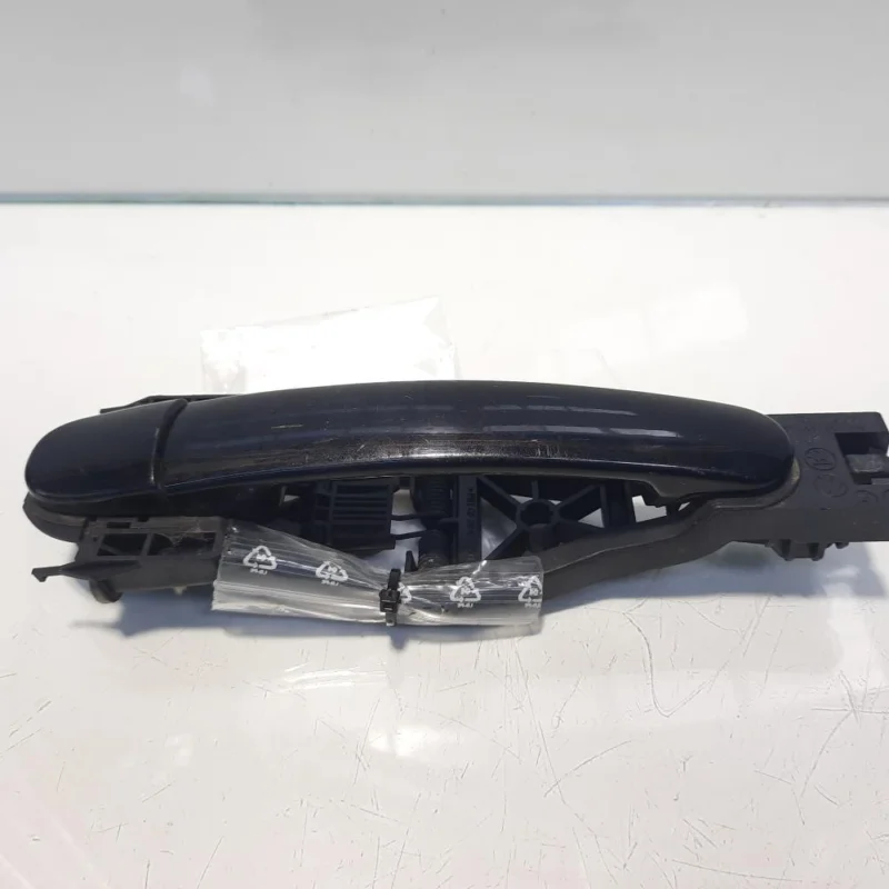 Nu rata Maner dreapta fata, Skoda Octavia 2 (1Z3) (idi:460846)