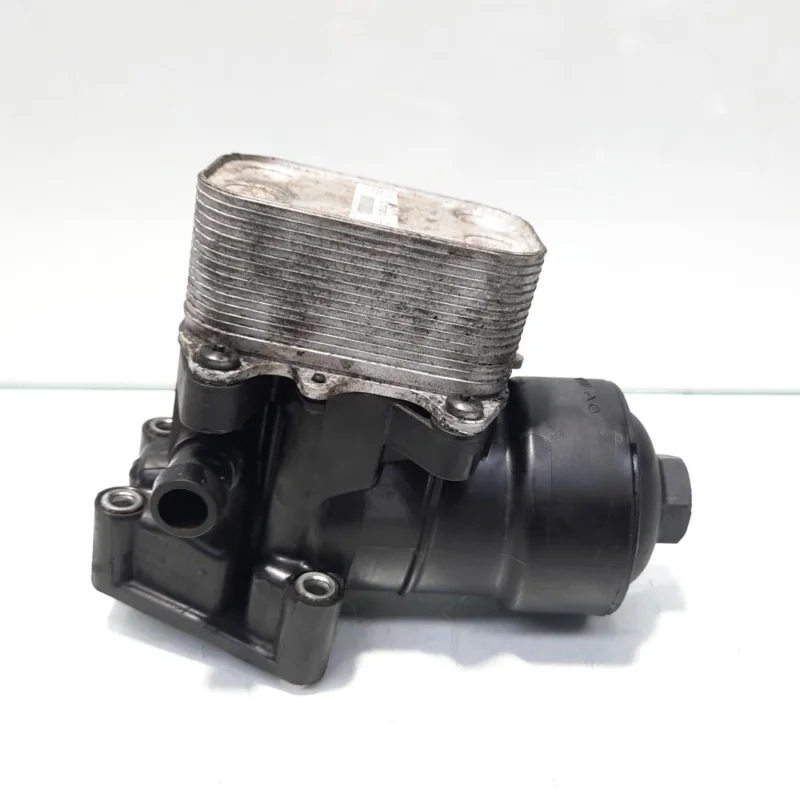 Racitor ulei cu carcasa filtru ulei, cod 03L115389C, 03L117021C, Skoda Octavia 2 Combi (1Z5) 1.6 TDI, CAY (id:464078) Reducere