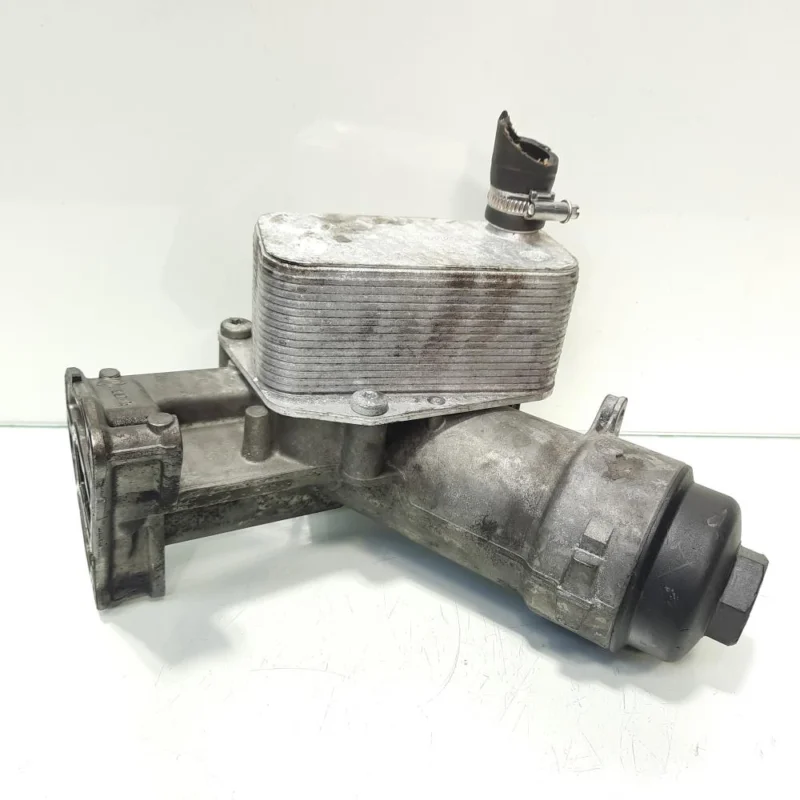 Preț promoțional Racitor ulei cu carcasa filtru ulei, cod 6740373126, 7787072-06, Bmw 3 Touring (E46) 2.0 D, 204D4 (idi:462040)
