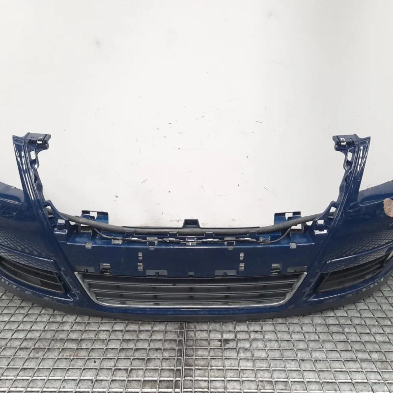Bara fata cu grile, Vw Passat (3C2) Premium