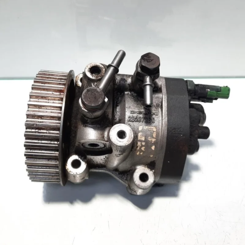 Pompa injectie, cod 167003608R, 8201121521, Renault Clio 3, 1.5 DCI, K9K Cel mai vândut