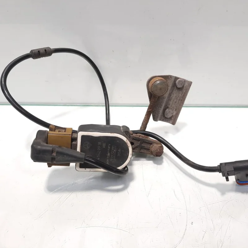 Senzor nivel balast xenon, cod A0045429918, Mercedes Clasa E T-Model (S212), 2.2 CDI, OM651924 Plată securizată