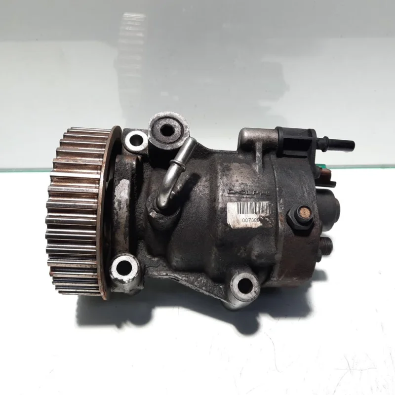 Lichidare de stoc Pompa inalta presiune, cod 8200707450B, 8200057225, Nissan Note 1 , 1.5 DCI, K9K276