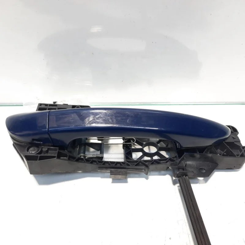 Livrare gratuită Maner dreapta spate, Vw Passat Variant (3C5) (id:459156)