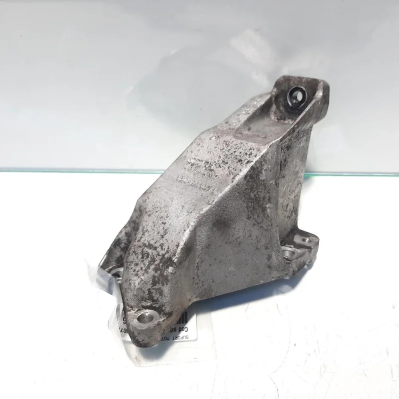 Suport motor stanga, cod 8D0199307L, Audi A4 Avant (8D5, B5) 1.8 t, benz, ATW (id:459426) Cumpără online