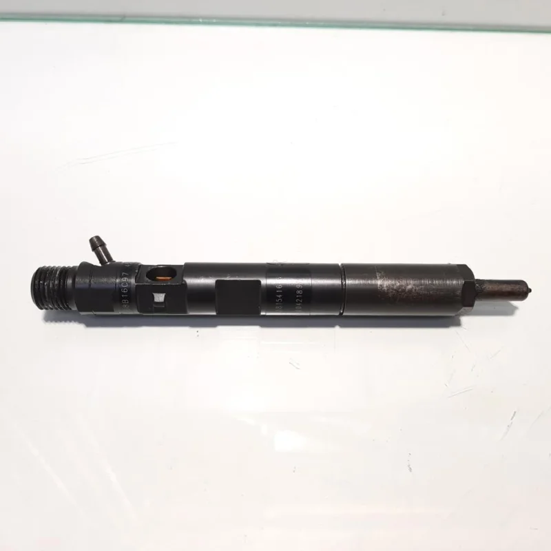 Injector, cod 8200815415, EJBR05102D, Renault Scenic 2, 1.5 DCI, K9K Reducere specială