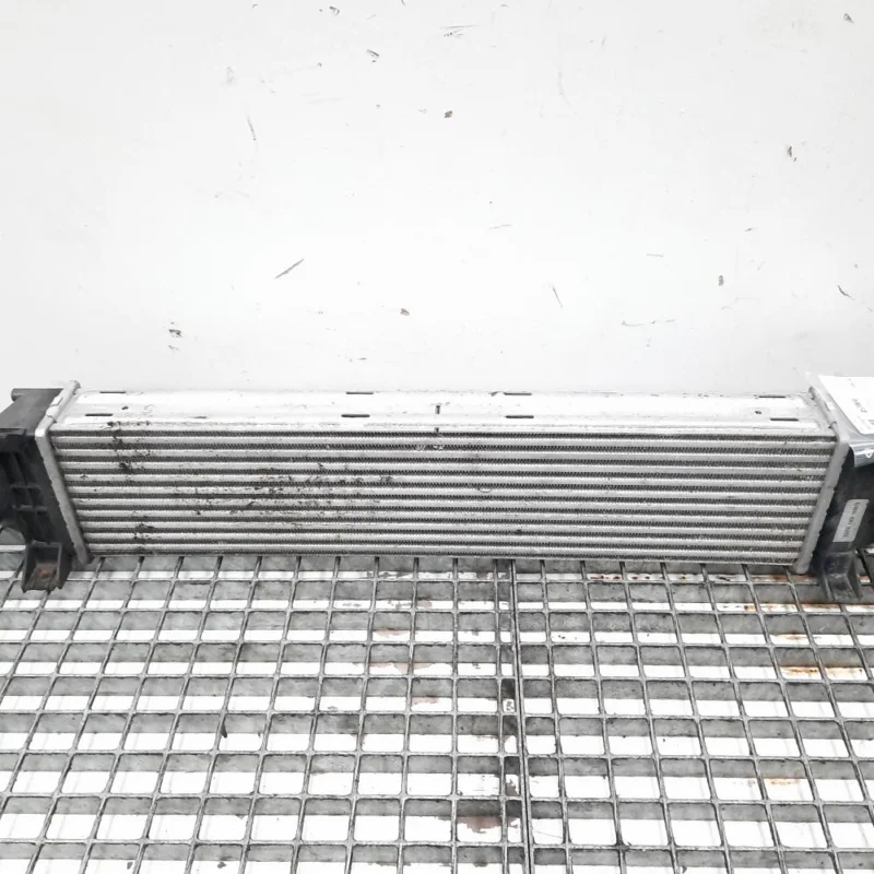 Retur ușor Radiator intercooler, Land Rover Freelander 2 (FA) 2.2 td4, 224DT (id:457004)