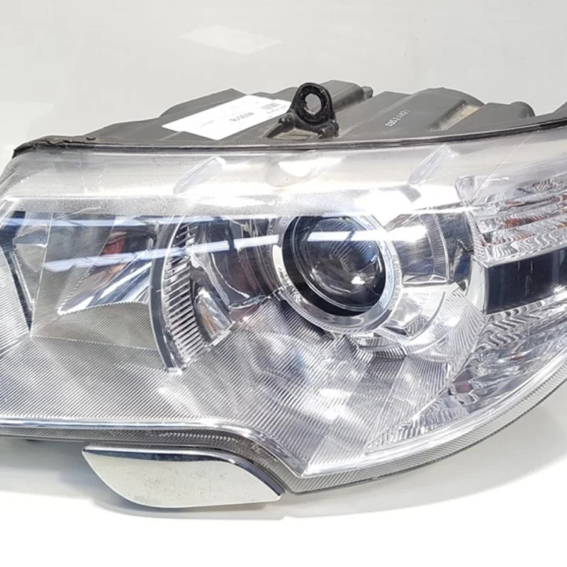 Far stanga cu lupa, Skoda (id:403518) Retur ușor