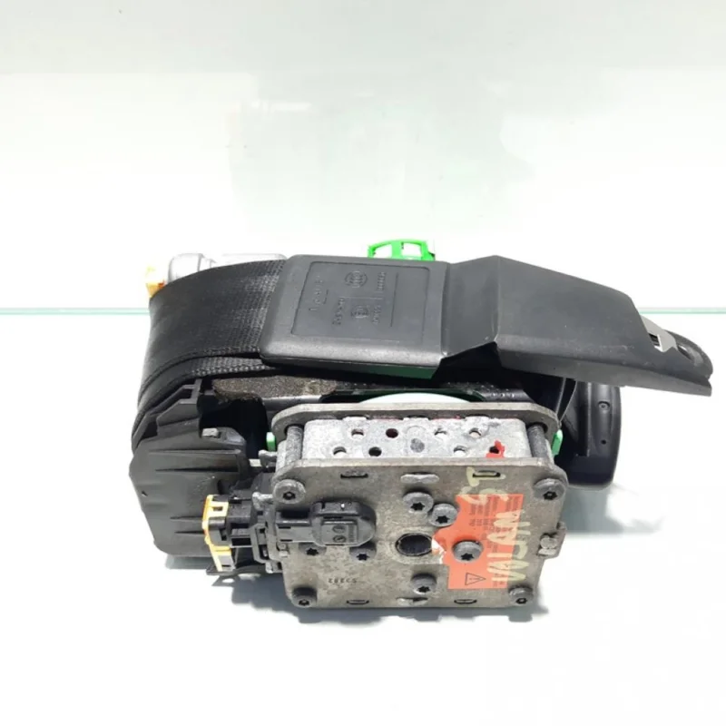 Centura dreapta fata cu capsa, Audi A4 Avant (8K5, B8) [Fabr 2008-2015] 8K1857706K (id:449546) Ieftin