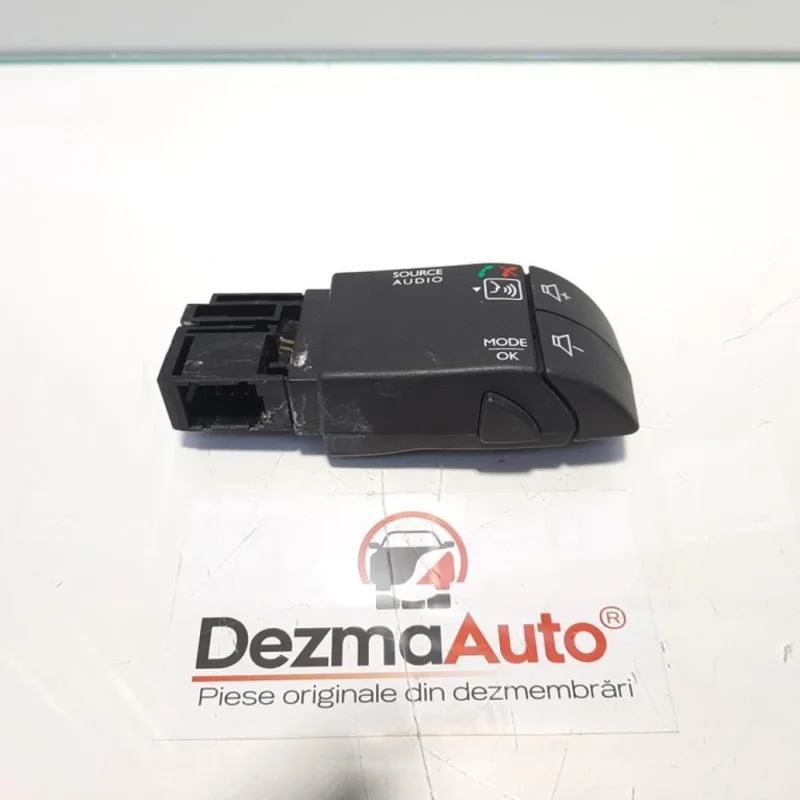 Super ofertă Maneta comenzi radio, Dacia Duster [Fabr 2010-2017] 8200950420 (id:444730)