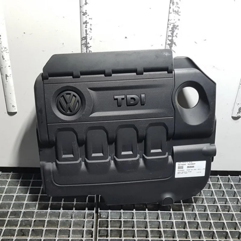 Capac protectie motor, Vw Golf 7 Variant (BA5) [Fabr 2014-prezent] 2.0 tdi, CRB, 04L103925T Vezi acum