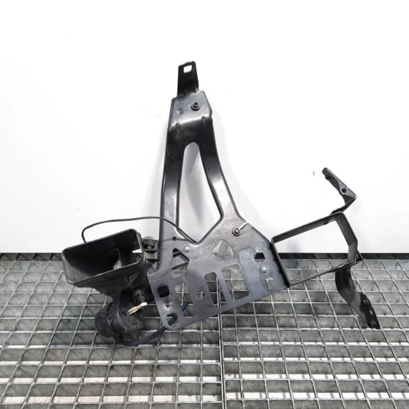 Cumpără online Difuzor captare aer stanga cu supapa si suport, Bmw 5 (E60) [Fabr 2004-2010] 7178117 (id:429754)