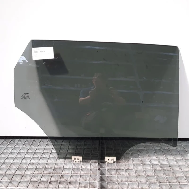 Geam dreapta spate Nissan Qashqai (2) [Fabr 2013-prezent] (id:427418) Transport gratuit
