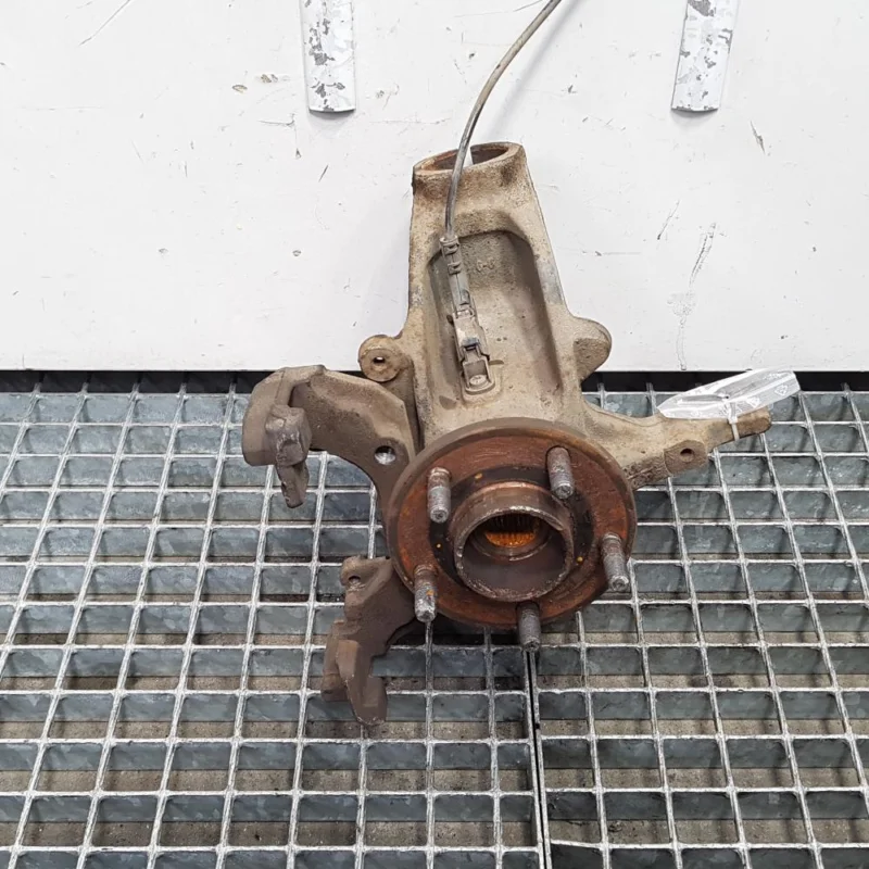 Fuzeta stanga fata cu abs, Ford Focus 3 Turnier 1.6 tdci Ofertă exclusivă