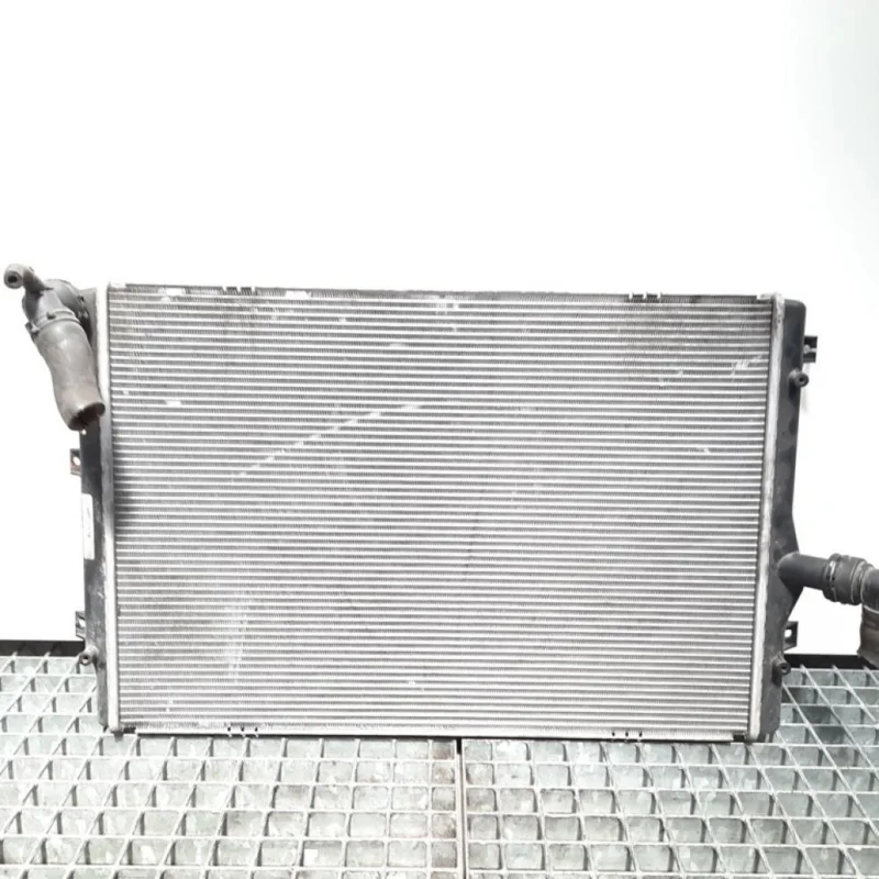 Calitate înaltă Radiator racire apa, Vw Passat (3C2) [Fabr 2005-2010] 2.0 tdi, CBD, 3C0121253BB (id:418367)
