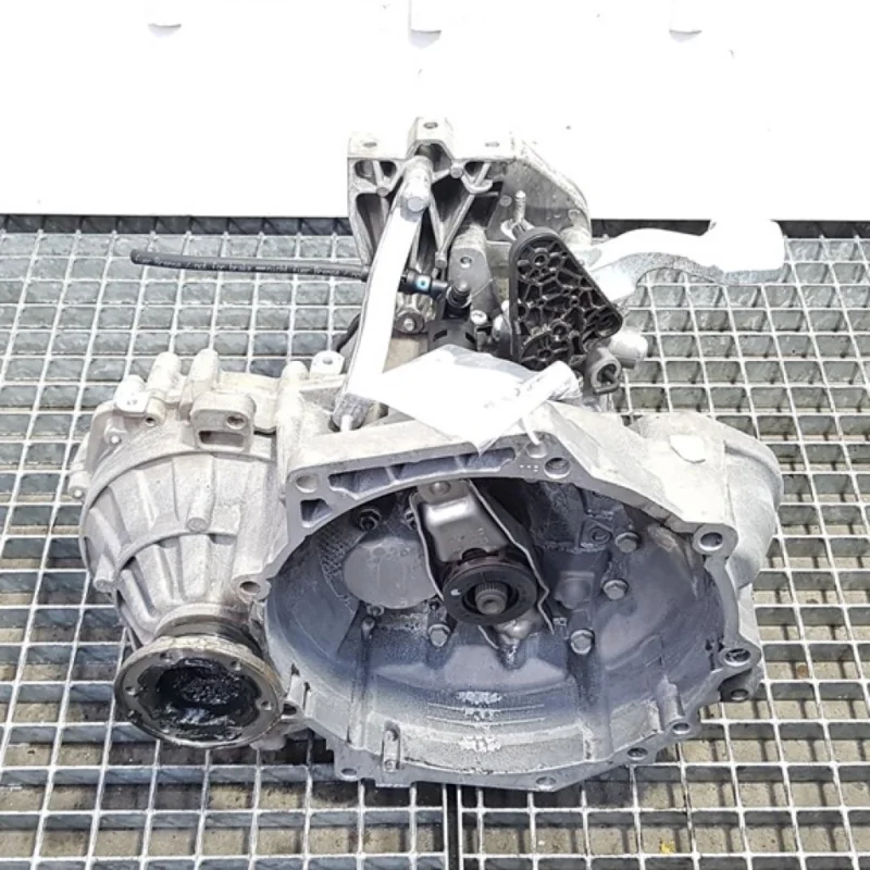 Cutie viteza manuala cu start stop, Vw Golf 7 [Fabr 2014-prezent] 1.6 tdi, CXX, RTD, 5 vit (pr:110747) Super ofertă