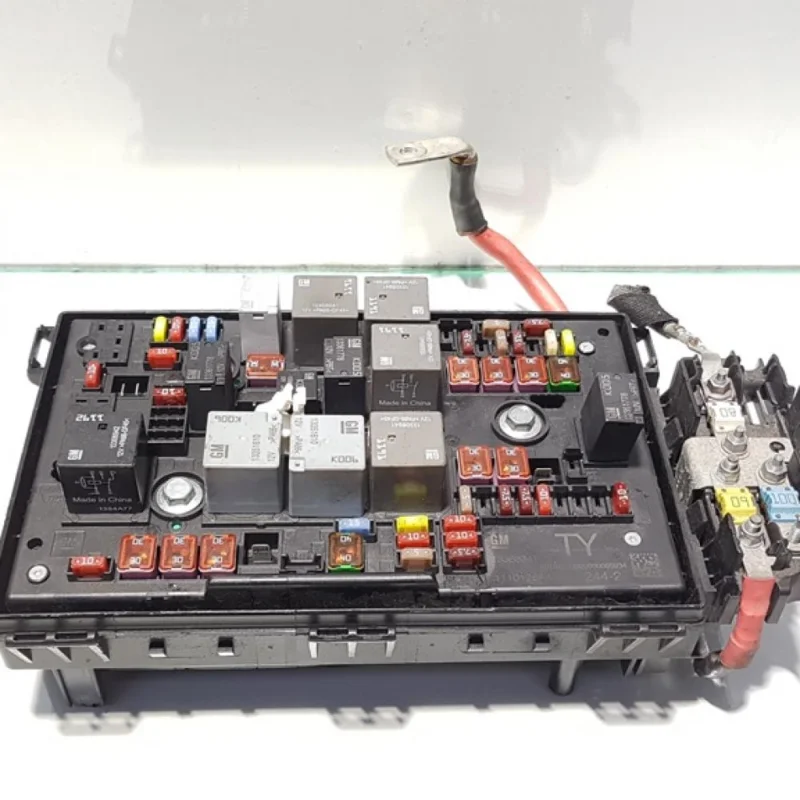 Tablou sigurante, Opel Astra J Combi, 1.7 cdti, GM13368641 (id:367722) Premium