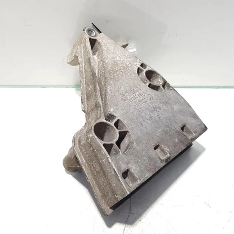 Preț promoțional Suport motor, Skoda Fabia 1 (6Y2) 1.9 tdi, cod 038199207AJ (id:386641)