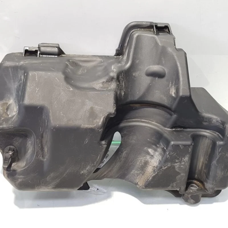 Capac motor Renault Megane 2, 1.5 dci, K9K732, cod 8200549100 (id:379732) Lichidare de stoc