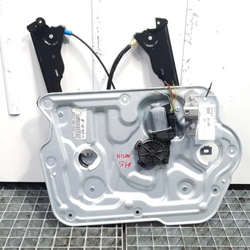 Premium Macara cu motoras stanga fata, Nissan Qashqai (2) (id:374607)