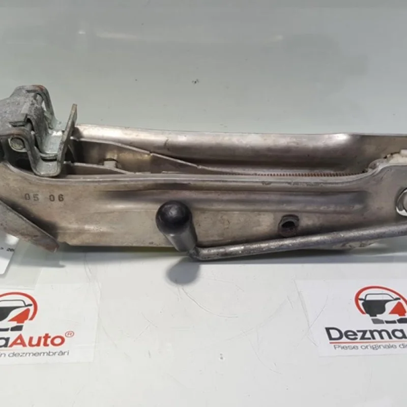 Ofertă exclusivă Cric, Vw Golf 4 (1J1) cod 8L0011031A (id:368119)