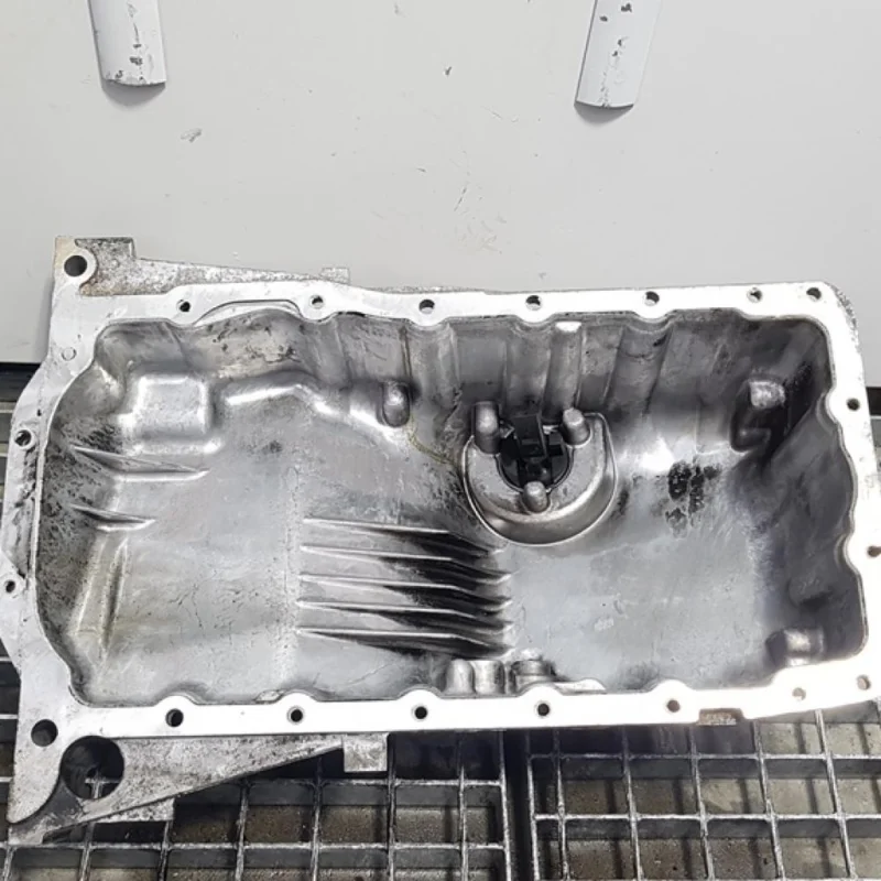 Retur ușor Baie ulei, Vw Passat (3B3) 1.9 TDI, cod 06B103603Q (id:365361)