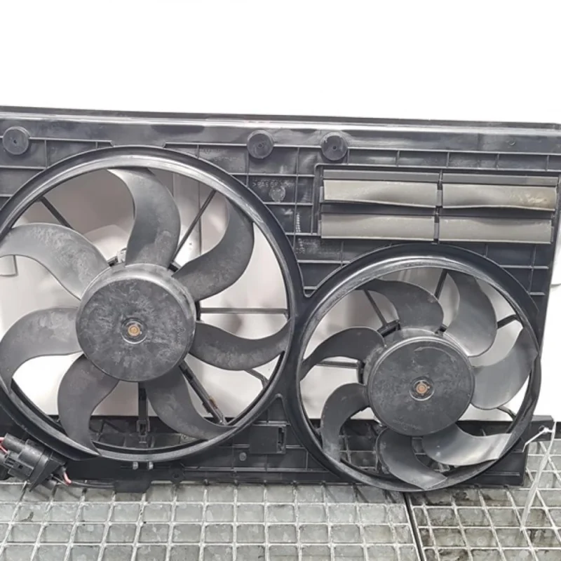 Retur ușor Grup electroventilatoare, Seat Leon (1P1) 2.0 tdi, cod 1K0121207AA (id:364453)
