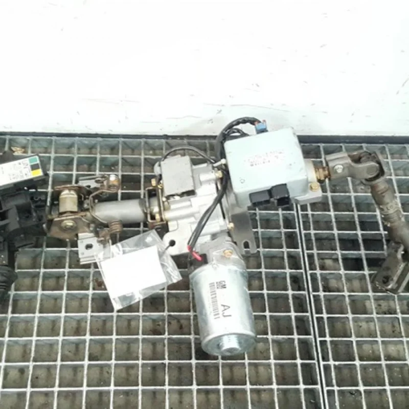 Retur ușor Ax coloana volan cu motoras GM13205208, Opel Corsa C (F08, W5L) 1.3 cdti