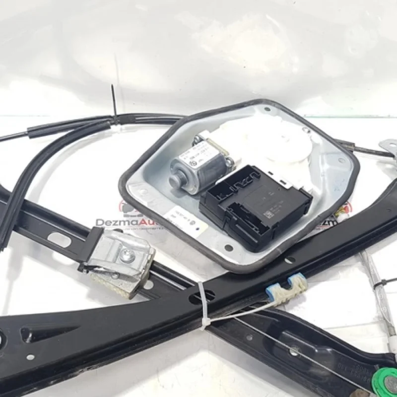 Macara cu motoras stanga fata, Vw Golf 6 Variant (AJ5) cod 1K5837461B (id:360646) Ultima șansă