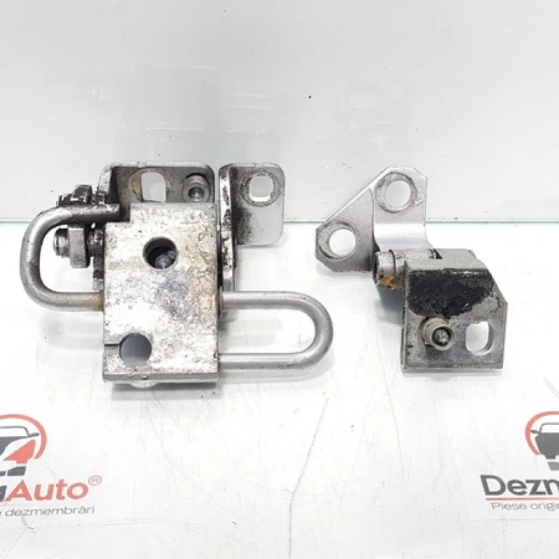 Reducere de preț Set balamale stanga spate, Vw Golf 6 Variant (AJ5) (id:360719)