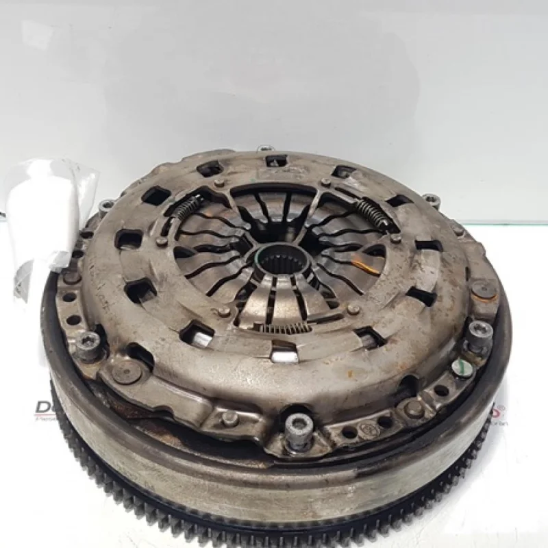 Nu rata Volanta masa dubla cu placa presiune, Bmw 1 coupe (E82) 2.0 B