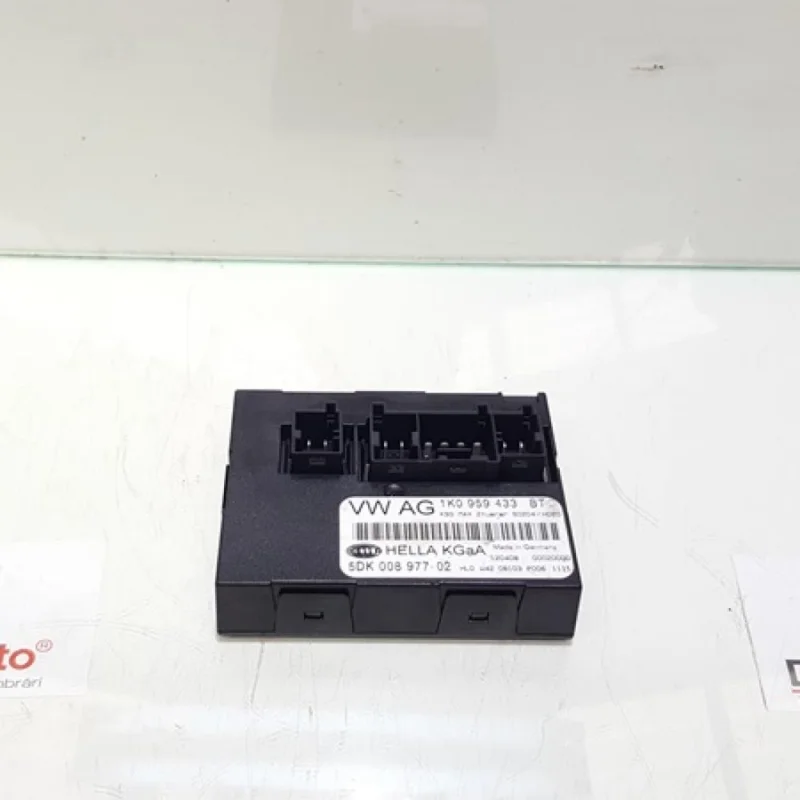 Ofertă limitată Modul confort, Skoda Octavia 2 Scout 1K0959433BT