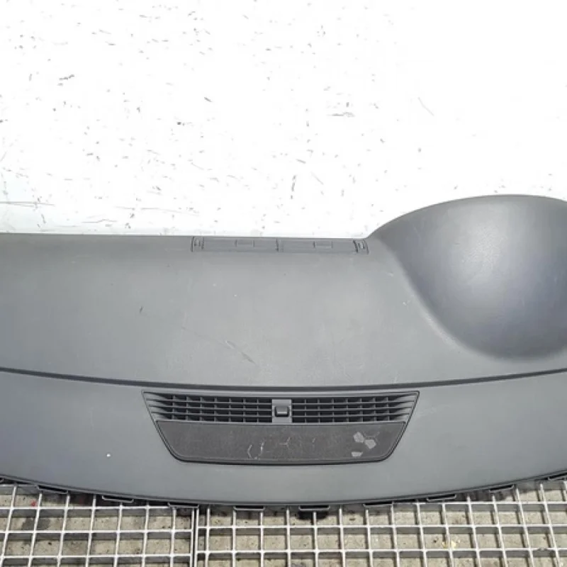 Premium Plansa bord, Audi A4 (8EC, B7) (id:355498) din dezmembrari