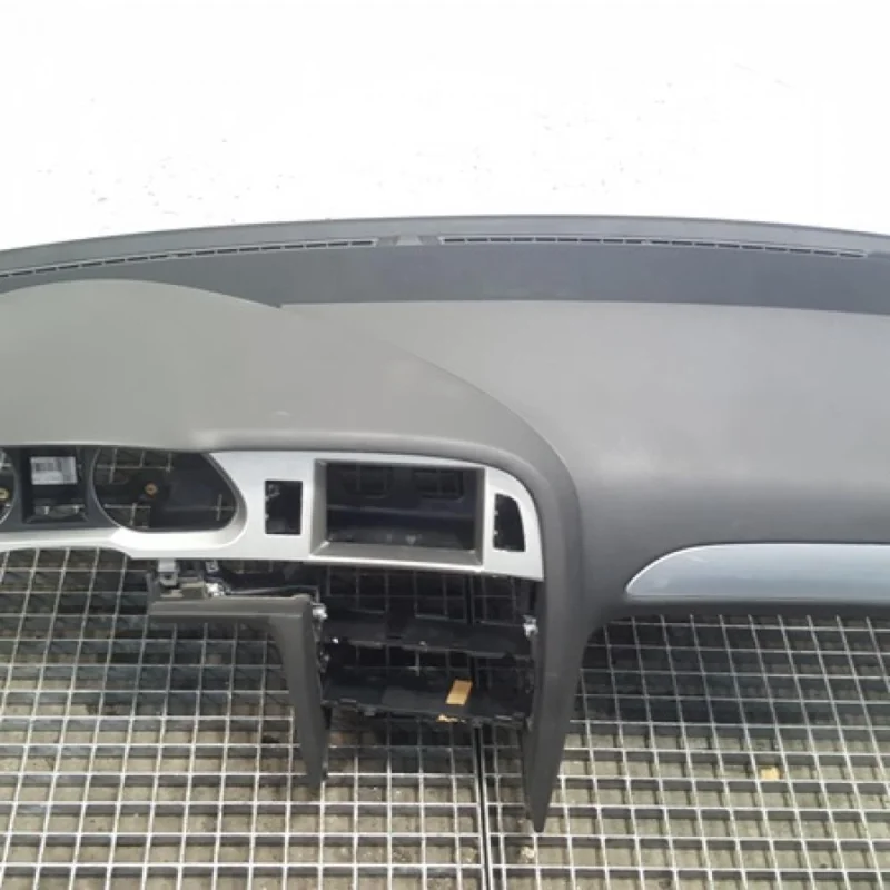 Plansa bord, Audi A6 (4F2, C6) (id:354781) din dezmembrari Discount