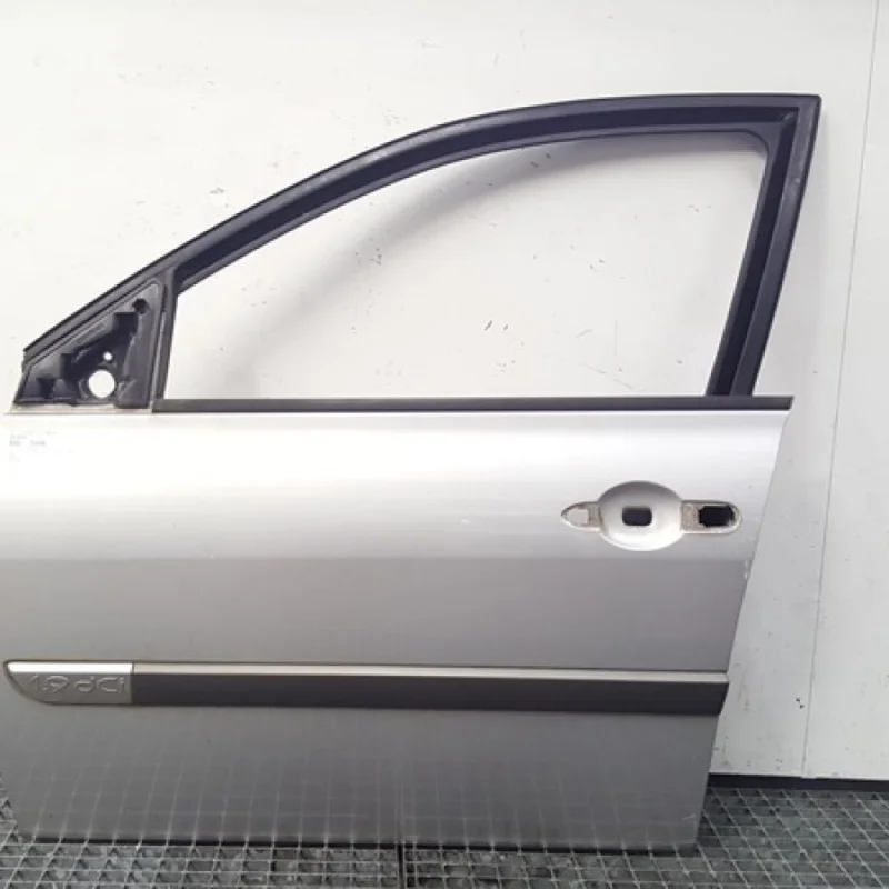 Cel mai bun preț Usa stanga fata, Renault Megane 2 sedan (id:353288) din dezmembrari