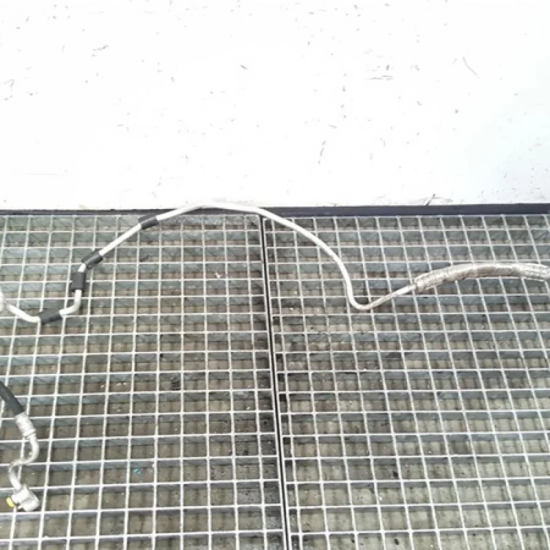 Ofertă Conducta clima, Audi A3 Sportback (8PA) 2.0tdi, 1K0820741T