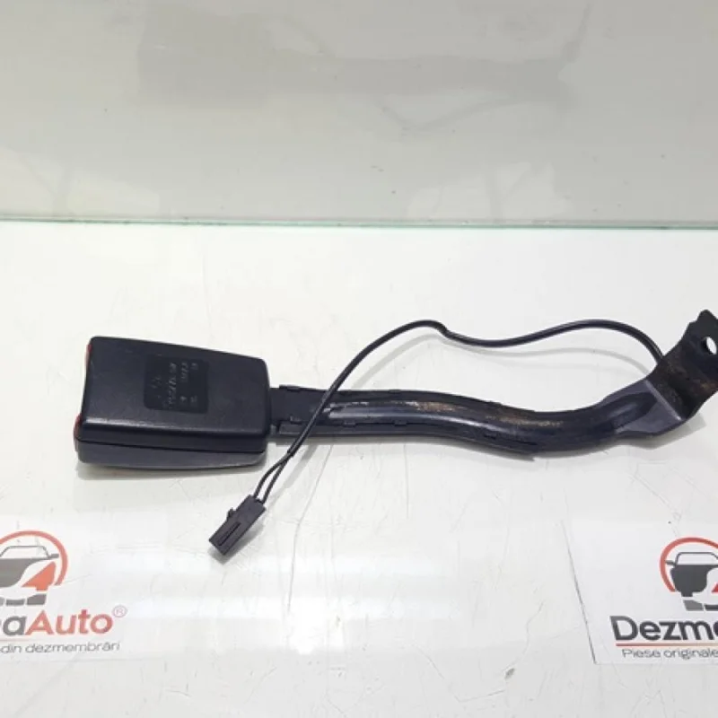 Capsa centura dreapta fata, 3C0857756, Vw Passat (3C2) (id:349488) Discount