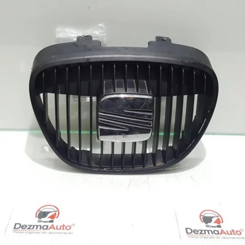Grila bara fata centrala cu sigla 6L0853654, Seat Ibiza 4 (6L1) (pr:110747) Premium