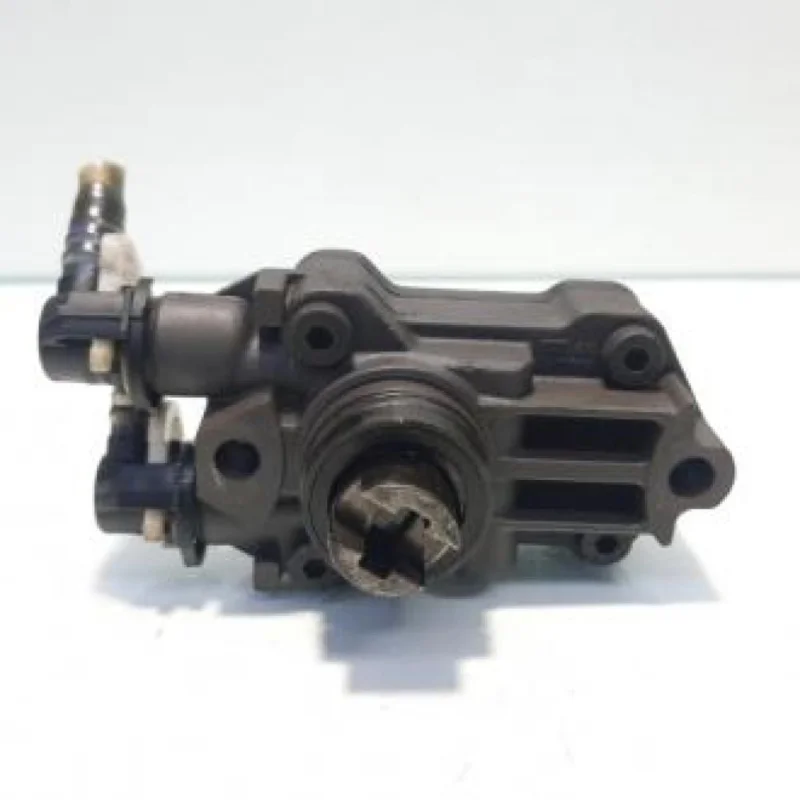 Pompa joasa presiune, cod A6110900350, Mercedes Clasa C (W203) 2.2cdi (id:460813) Reducere specială