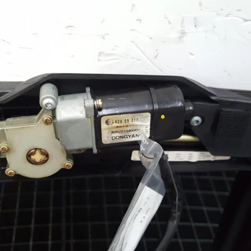 Transport gratuit Motoras trapa, A00701340004, Mercedes Vito Autobus (W639)