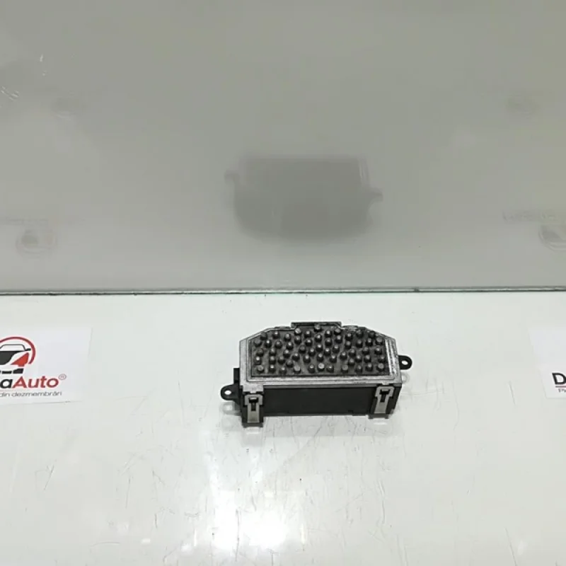 Releu ventilator bord 3C0907521, Vw Caddy 3 (2KA, 2KH) 1.6tdi Retur ușor